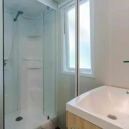 Mobilhome Semicouvert Noisetier 6 P Saint-Martial-de-Nabirat