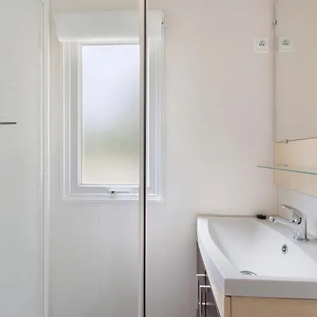 Mobilhome Semicouvert Noisetier 6 P * Saint-Martial-de-Nabirat