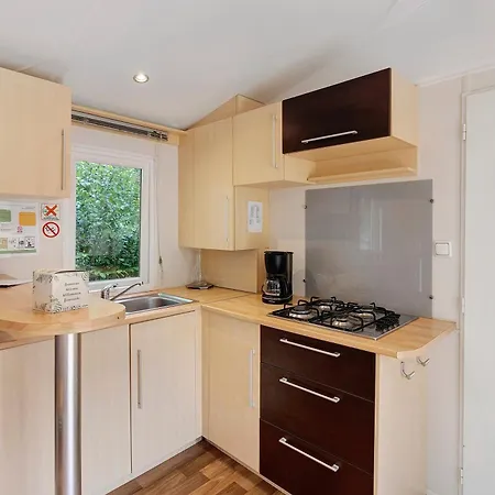 Mobilhome Semicouvert Noisetier 6 P Ferienhaus Saint-Martial-de-Nabirat