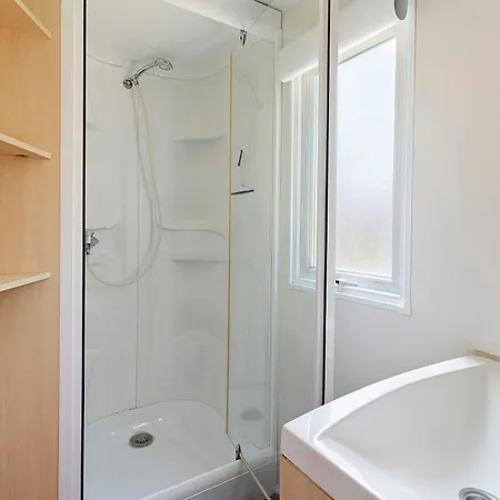 Mobilhome Semicouvert Noisetier 6 P *
