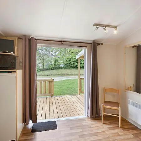 Ferienhaus Mobilhome Semicouvert Noisetier 6 P Saint-Martial-de-Nabirat