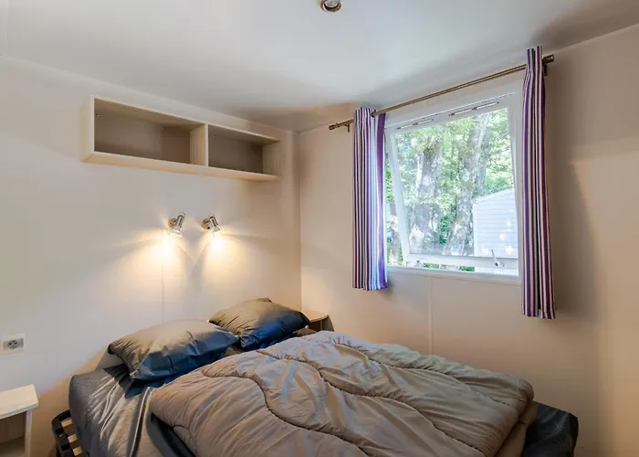 Mobilhome Semicouvert Noisetier 6 P * Saint-Martial-de-Nabirat